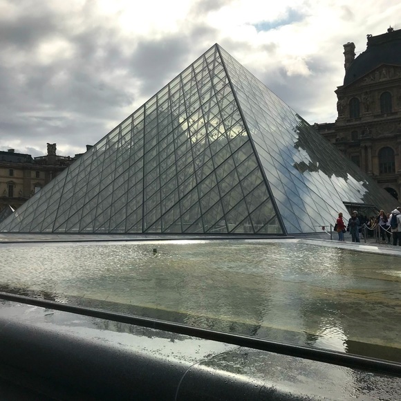 Meet your Posher, Yasi - Picture 1 of 1